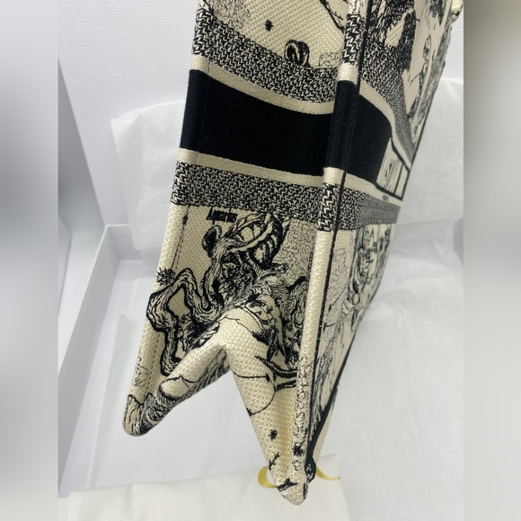 SOLD!!!Brand New Authentic Christian Dior Book Tote Large - Picture 7 of 15